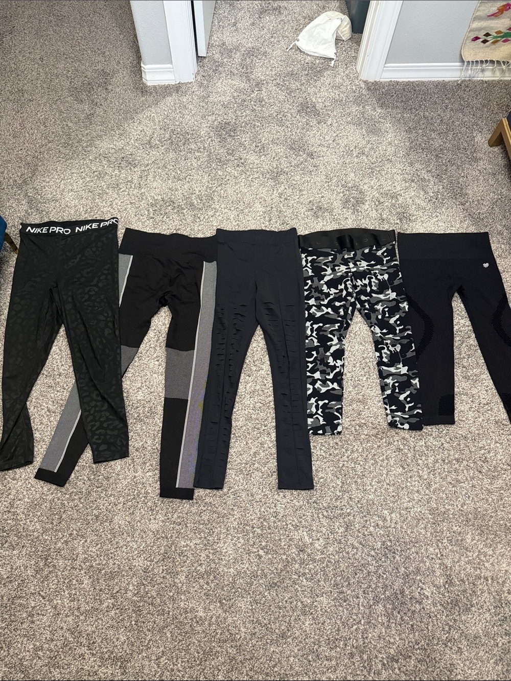 Nike womens  Active Leggings Pack